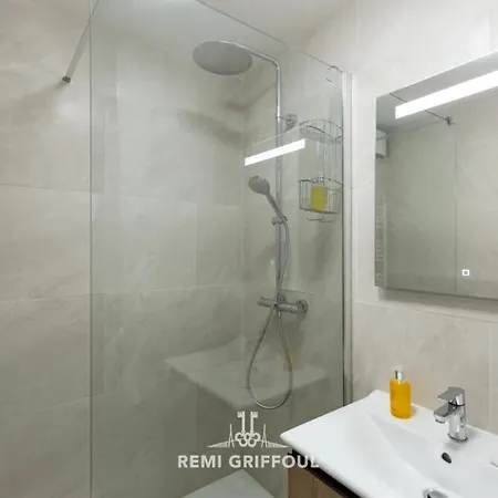 Le Sejour Honfleurais 3 Duplex With Local Charm Center 4 Guests شقة